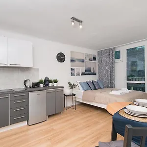 https://central-apartments-grzybowska.warsawhotelspoland.com